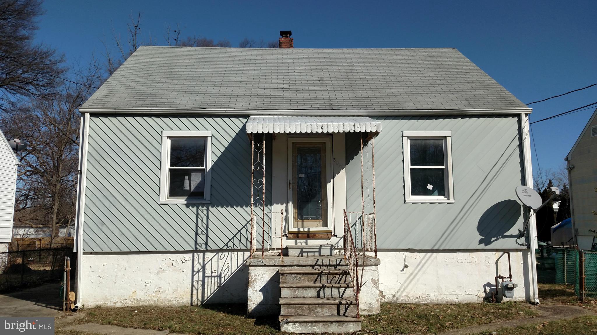 304 Poplar Road Baltimore, MD 21221 - Photo 1 of 13 Exterior (Front)