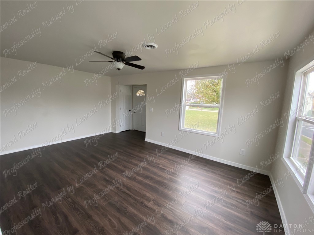 1552 Sunset Avenue Springfield, OH 45505 - Photo 5 of 19