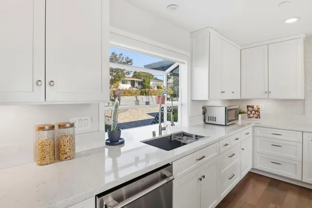 $2,998,000 | 1660 Parrott Drive, San Mateo, CA 94402