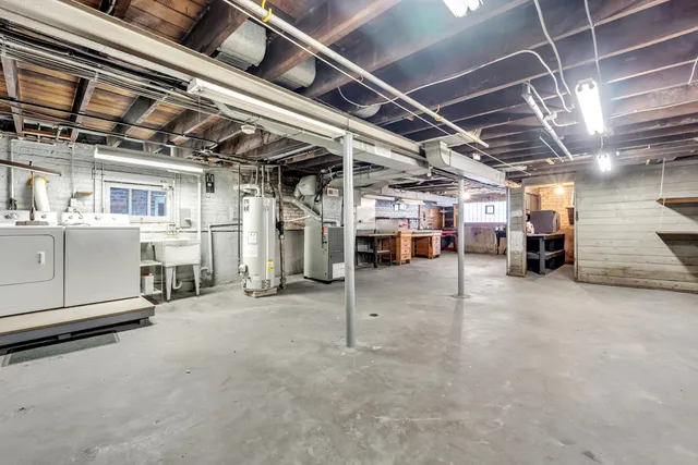 $329,000 | 3517 South 52nd Court, Cicero, IL 60804