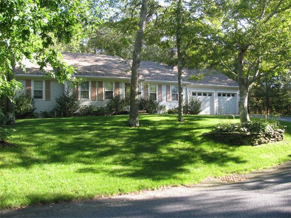 94 Sullivan Road Yarmouth, MA 02673 - Photo 1 of 28
