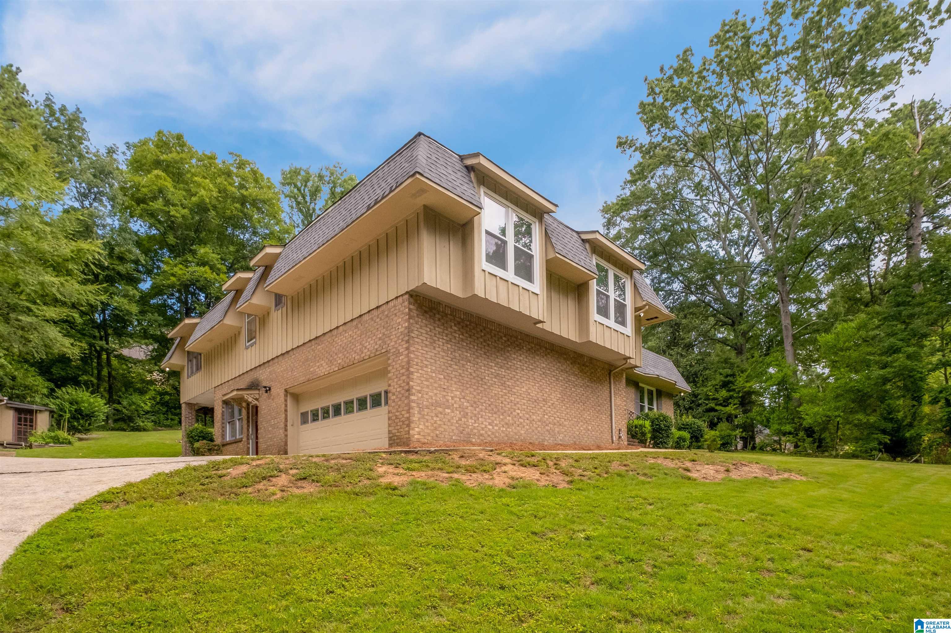 3748 Brookwood Road Birmingham, AL 35223 - Photo 3 of 48