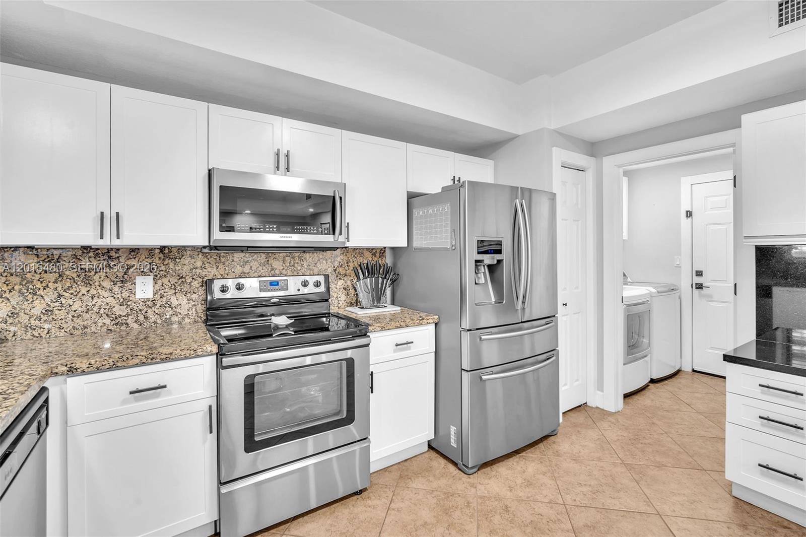 11115 West Okeechobee Road, Unit 175 Hialeah Gardens, FL 33018 - Photo 15 of 26