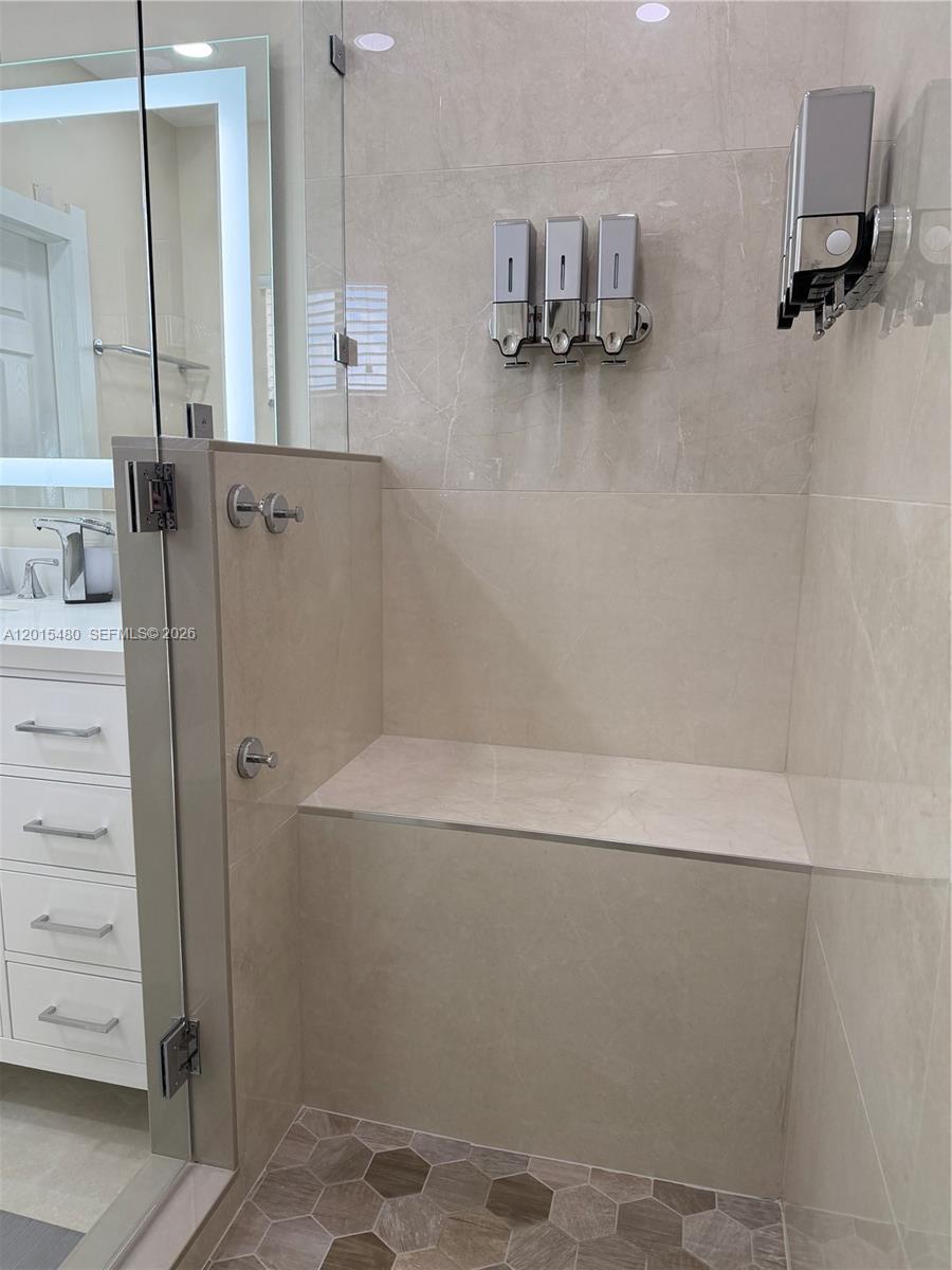 11115 West Okeechobee Road, Unit 175 Hialeah Gardens, FL 33018 - Photo 23 of 26