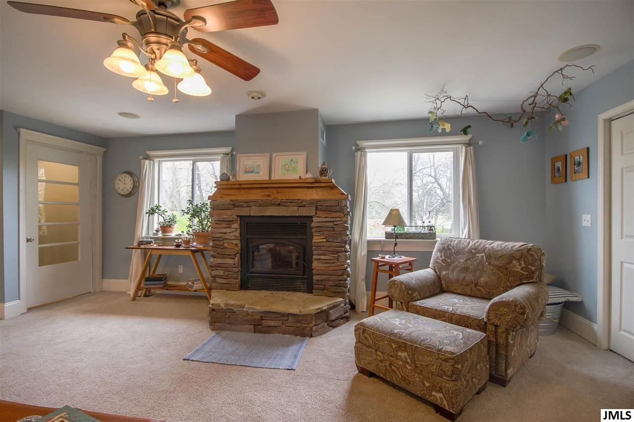 2190 Ridgeway Road Jackson, MI 49203 - Photo 13 of 32 Photo 13