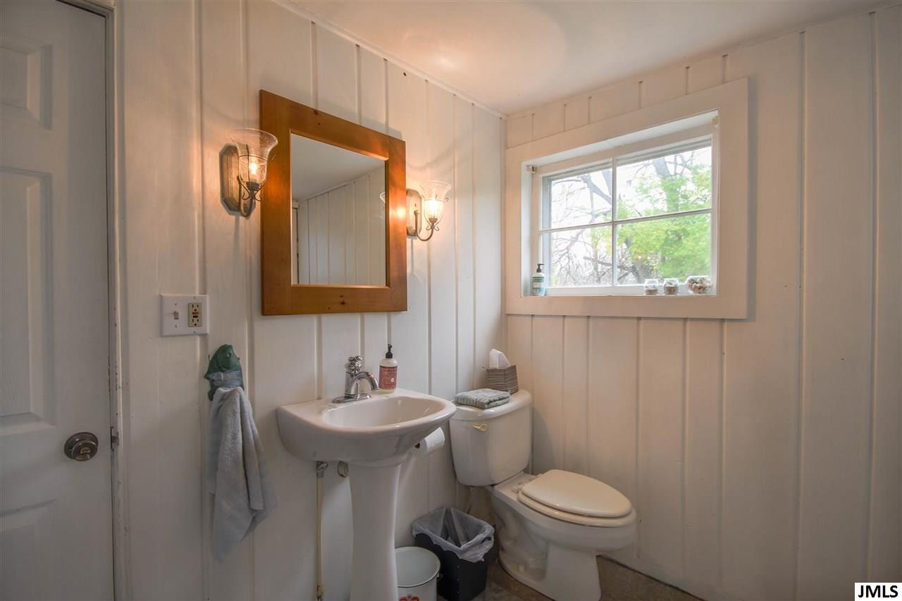 2190 Ridgeway Road Jackson, MI 49203 - Photo 22 of 32 Photo 22