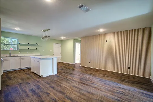 $236,999 | 520 North 1st Street, Point, TX 75472