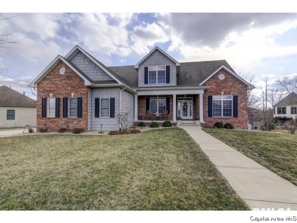214 Cumberland Drive Rochester, IL 62563 - Photo 1 of 36 Gallery Image 1