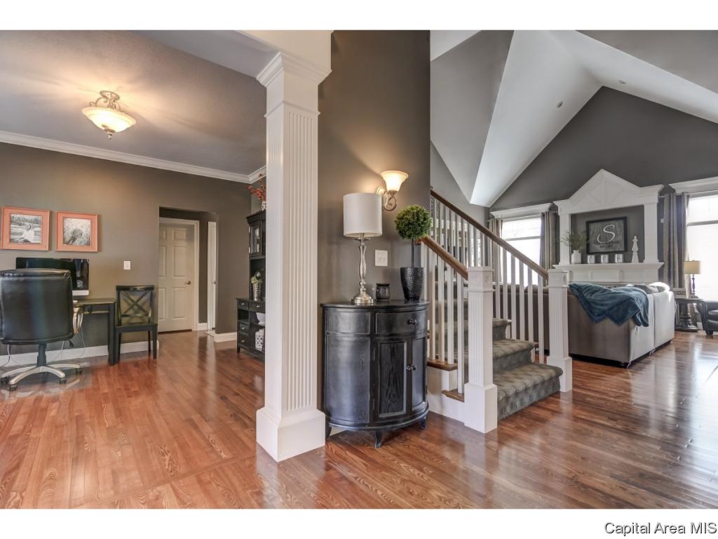 214 Cumberland Drive Rochester, IL 62563 - Photo 16 of 36 Gallery Image 16