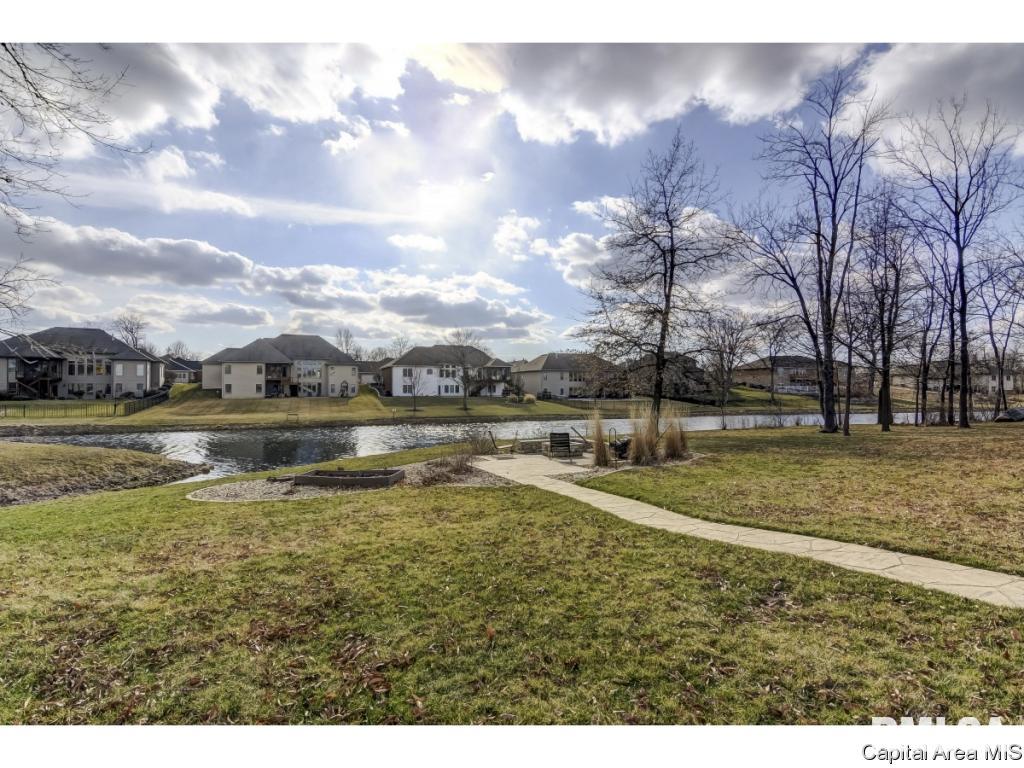 214 Cumberland Drive Rochester, IL 62563 - Photo 35 of 36 Gallery Image 35