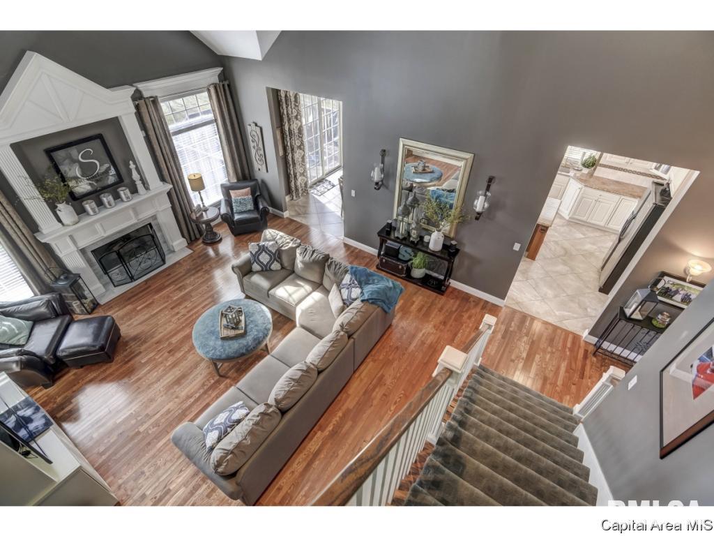 214 Cumberland Drive Rochester, IL 62563 - Photo 10 of 36 Gallery Image 10