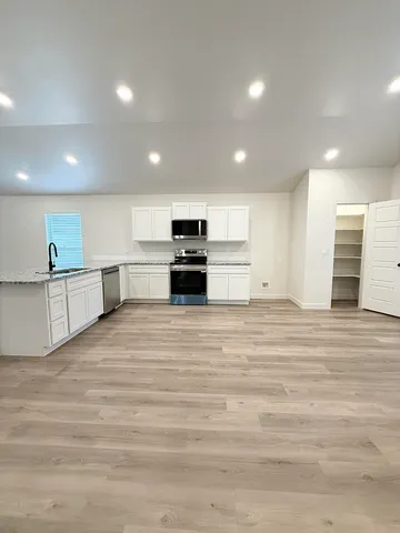 $1,600 | 2501 Kenwood Avenue, Lubbock, TX 79407