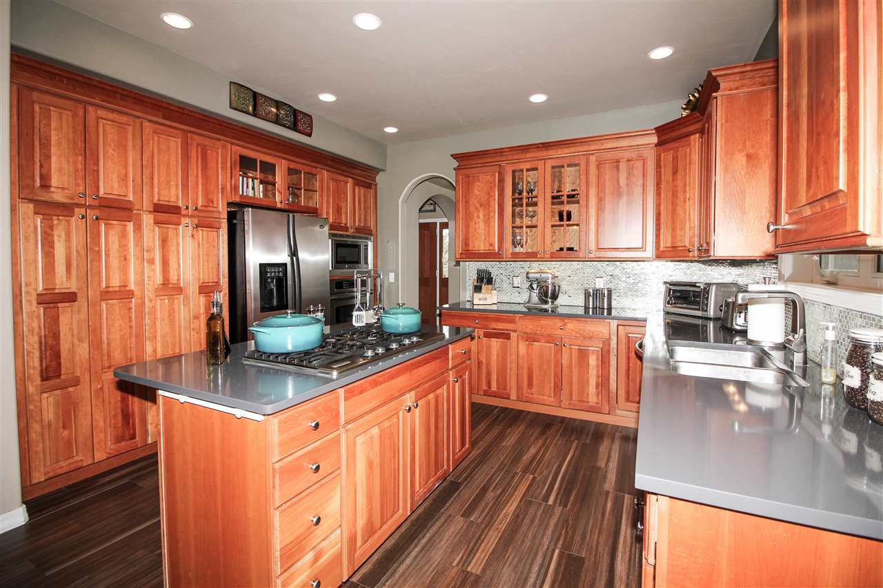 2068 Spur Cross Road Grand Junction, CO 81507 - Photo 7 of 36 Gallery Image 7