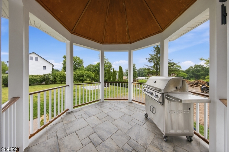 539 South Beverwyck Road Parsippany, NJ 07054 - Photo 41 of 48