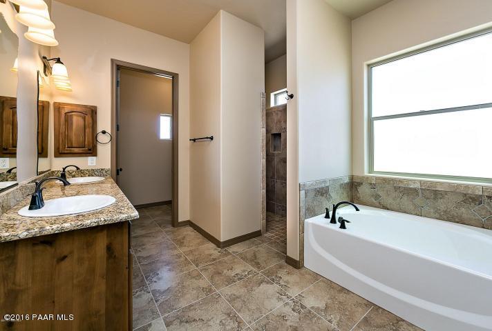 3665 Friendly Meadow Road Prescott, AZ 86305 - Photo 10 of 18 Master Bathroom