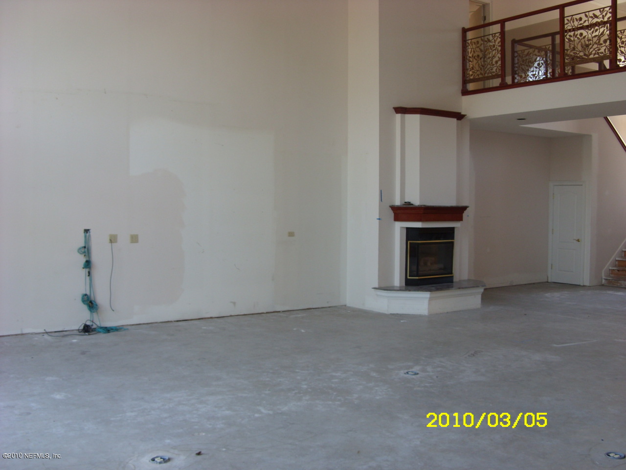 1880 Christopher Point Road South Jacksonville, FL 32217 - Photo 8 of 13 Living Room