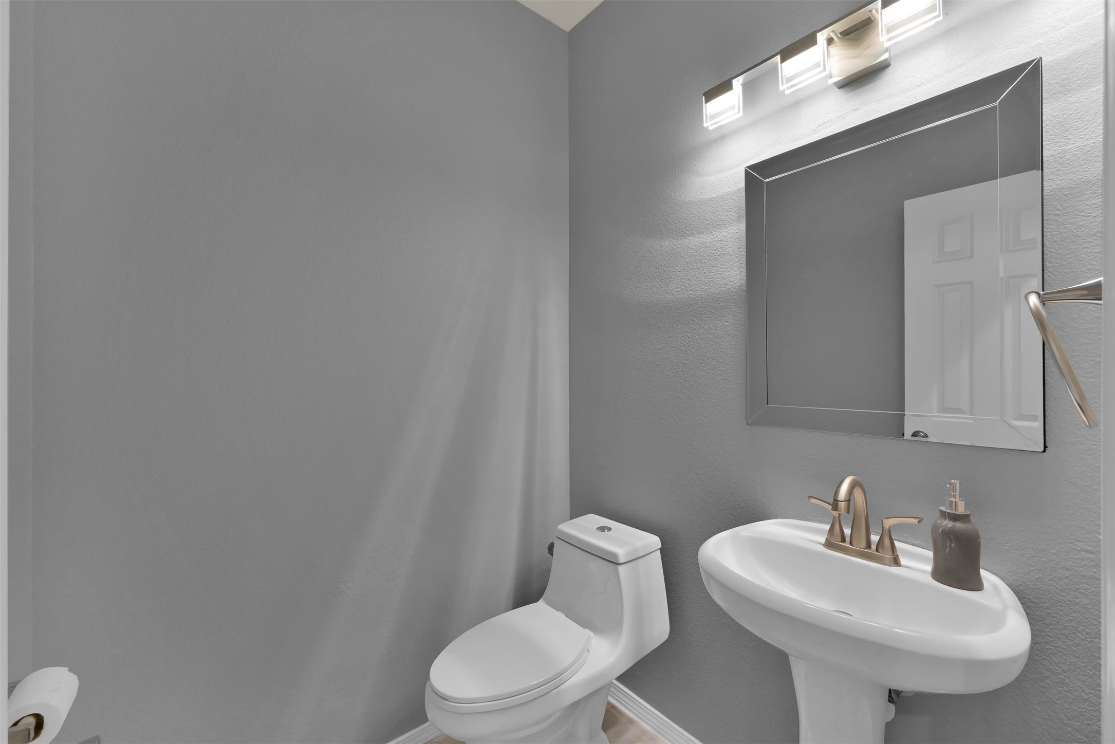 2215 Louetta Brook Lane Spring, TX 77388 - Photo 10 of 39