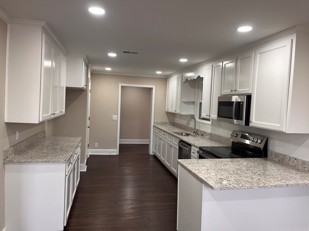 555 East Brewington Road Sumter, SC 29153 - Photo 18 of 31 Gallery Image 18