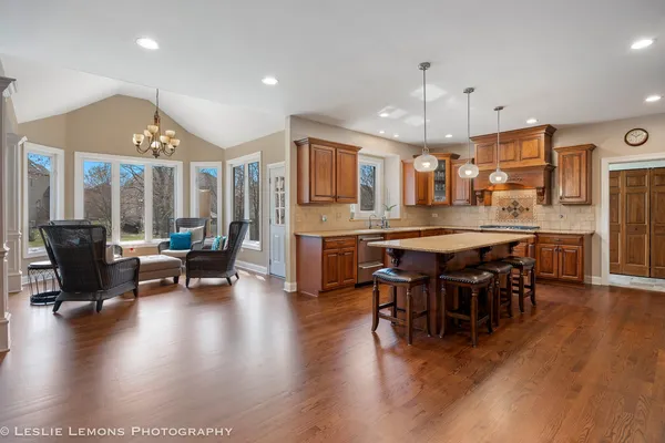 $1,150,000 | 4012 Champion Road, Naperville, IL 60564