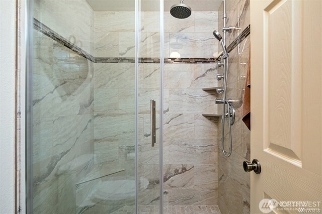 18328 Baldwin Road Bothell, WA 98012 - Photo 17 of 24