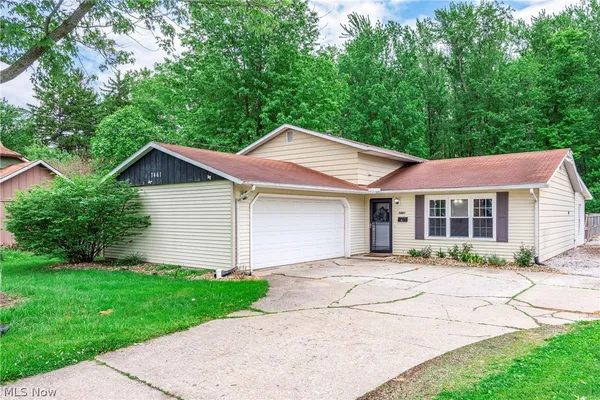 $272,500 | 7461 Avon Belden Road, North Ridgeville, OH 44039