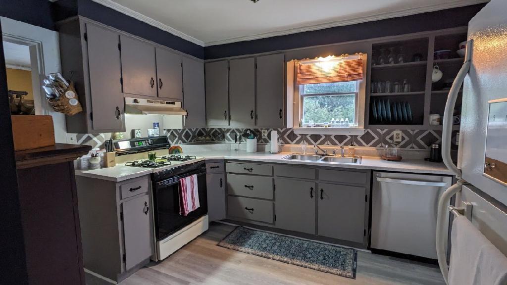 72 Lebanon Road Winterport, ME 04496 - Photo 11 of 26 kitchen3