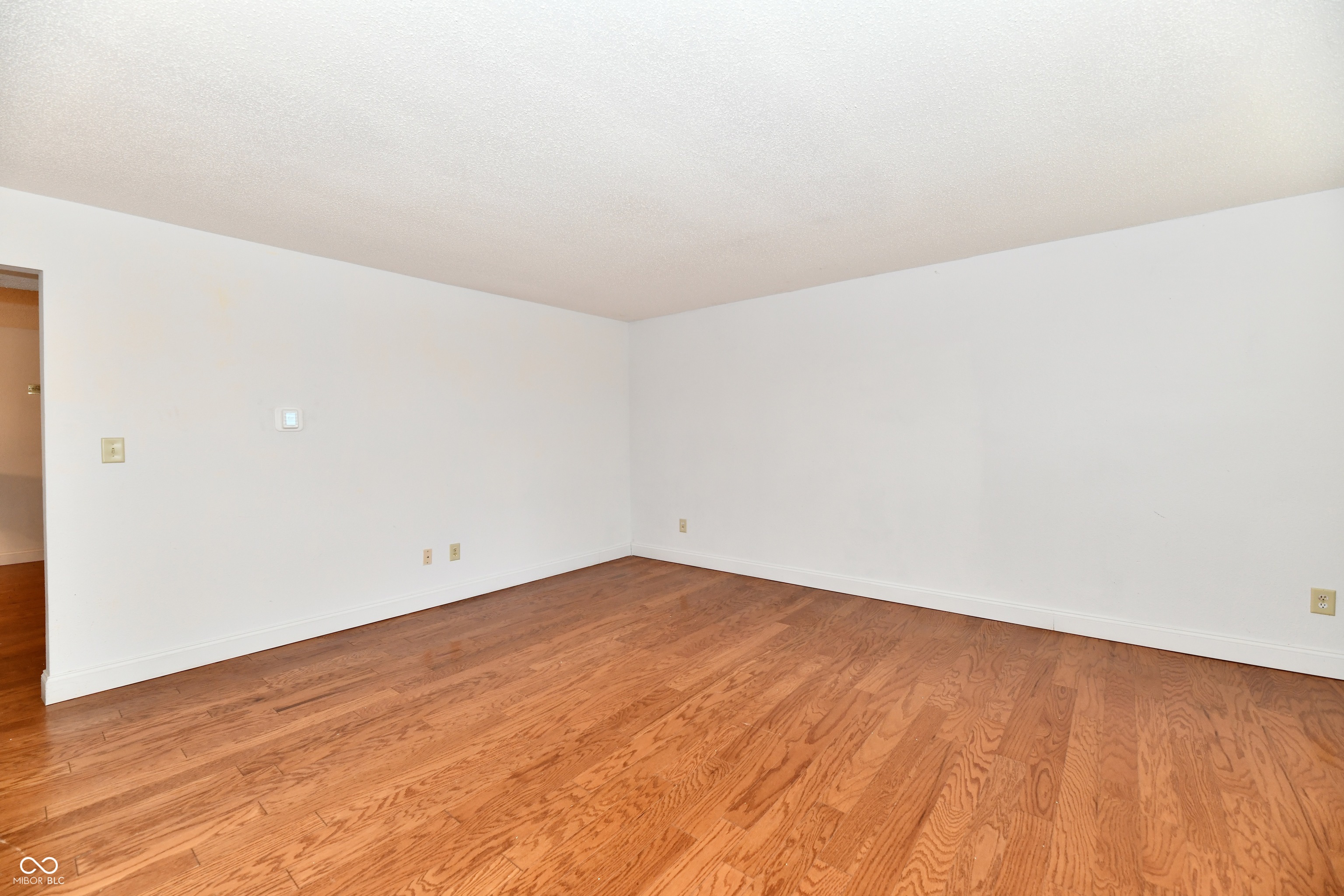 5315 Manning Road Indianapolis, IN 46228 - Photo 11 of 34