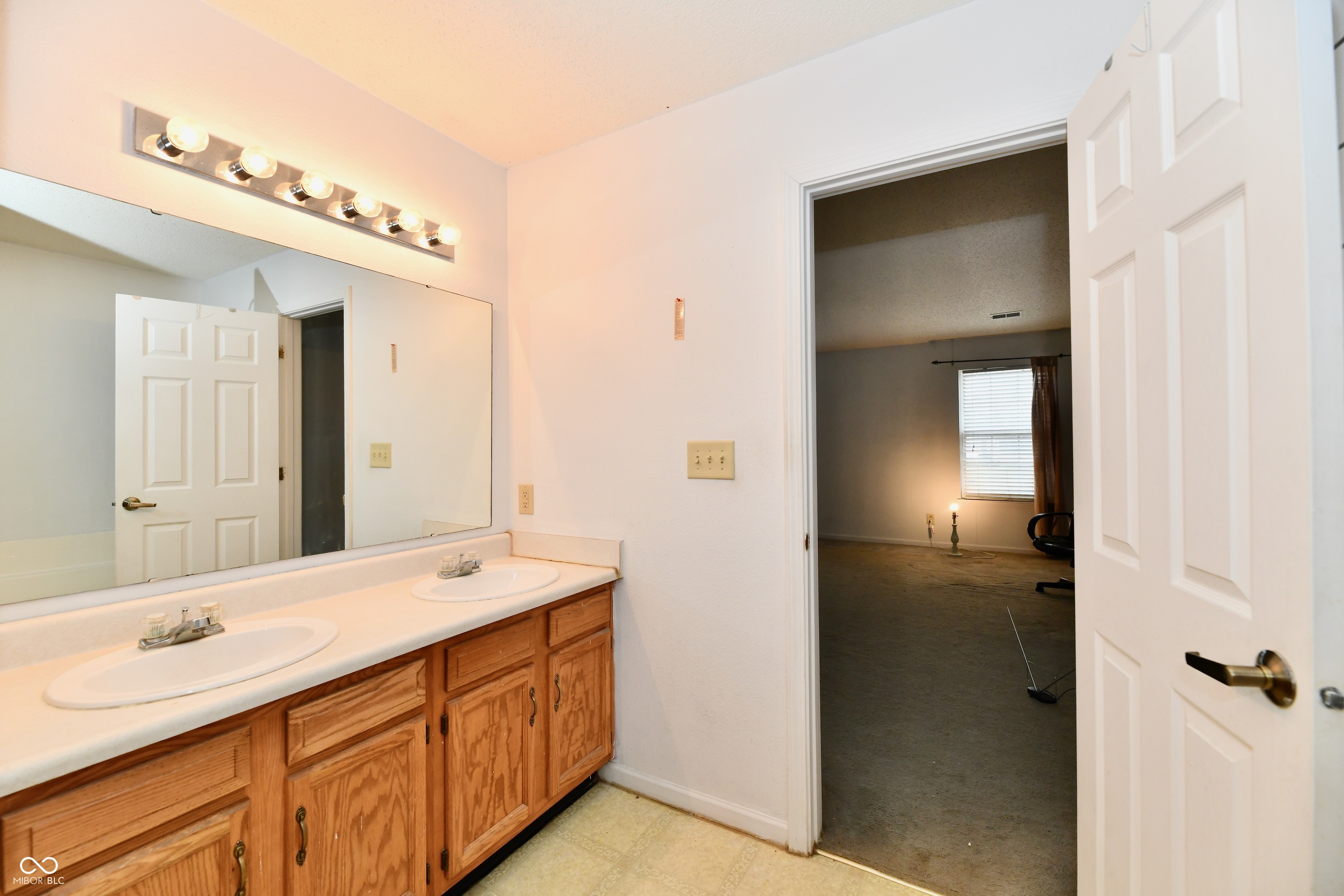 5315 Manning Road Indianapolis, IN 46228 - Photo 24 of 34