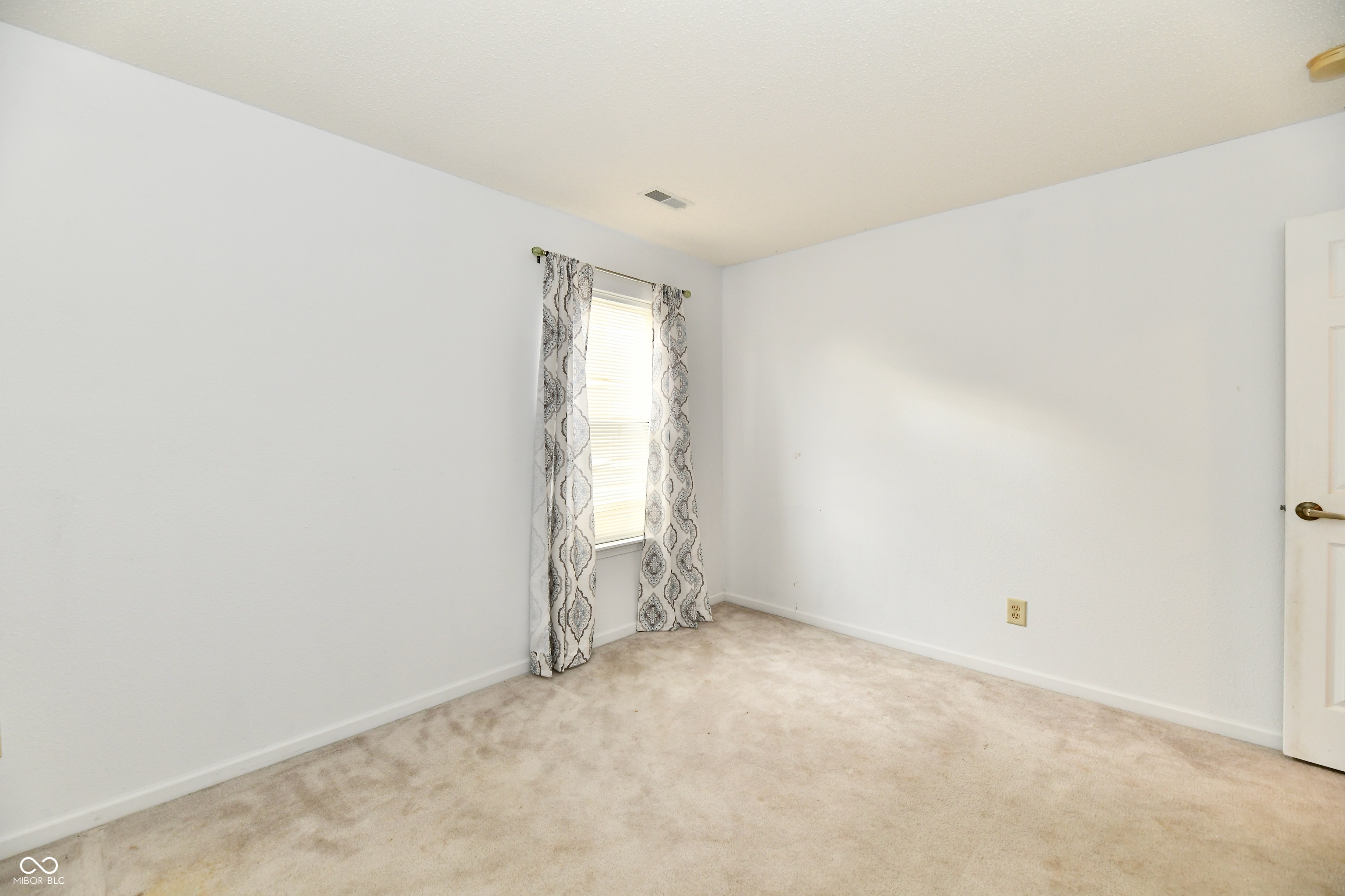 5315 Manning Road Indianapolis, IN 46228 - Photo 32 of 34