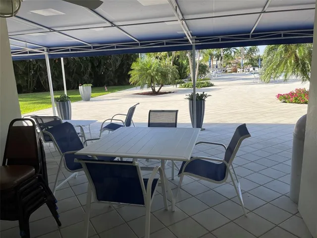 $279,000 | 3200 Northeast 36th Street, Unit 512A, Fort Lauderdale, FL 33308