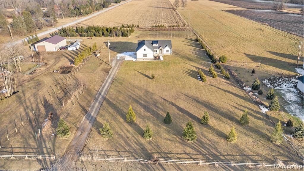 4015 Howland Road Almont, MI 48003 - Photo 1 of 35