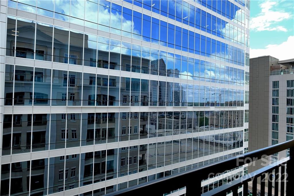230 South Tryon Street, Unit 1109 Charlotte, NC 28202 - Photo 16 of 17 a view of a large building