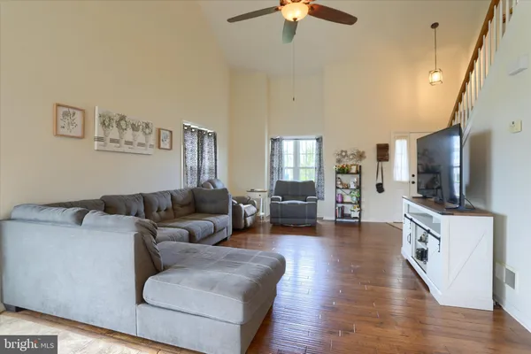 $415,000 | 365 Lynne Drive, Mount Wolf, PA 17347