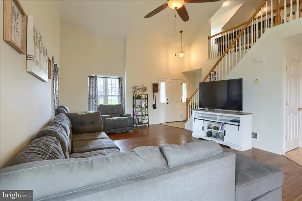 $415,000 | 365 Lynne Drive, Mount Wolf, PA 17347