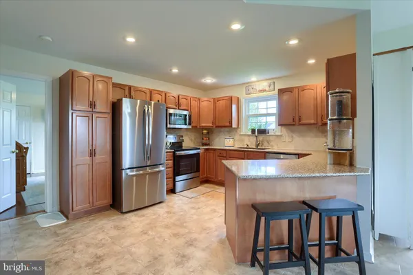 $415,000 | 365 Lynne Drive, Mount Wolf, PA 17347