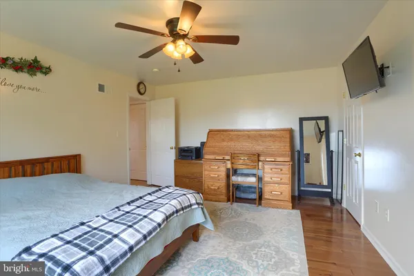 $415,000 | 365 Lynne Drive, Mount Wolf, PA 17347