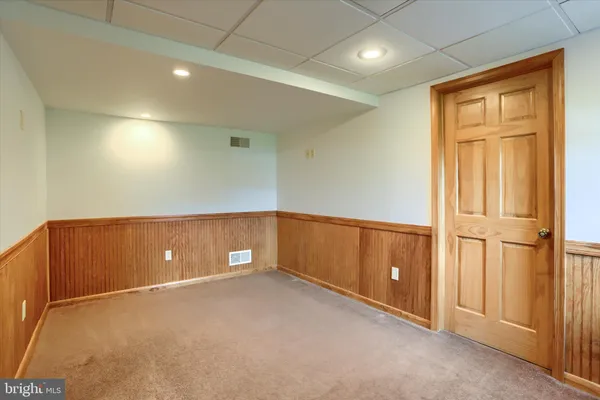 $415,000 | 365 Lynne Drive, Mount Wolf, PA 17347