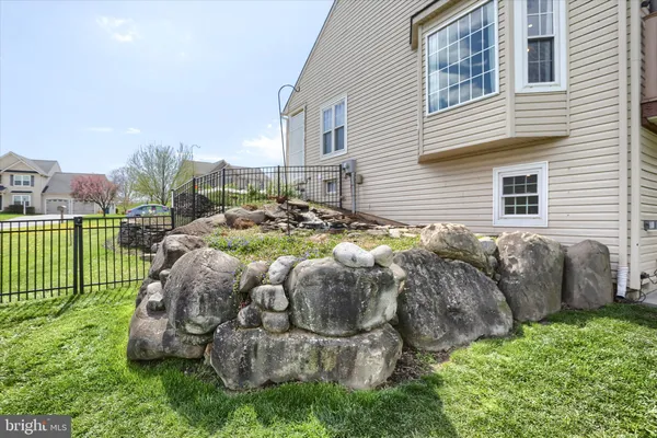 $415,000 | 365 Lynne Drive, Mount Wolf, PA 17347