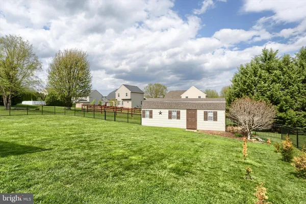 $415,000 | 365 Lynne Drive, Mount Wolf, PA 17347