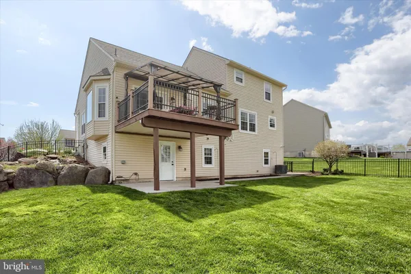 $415,000 | 365 Lynne Drive, Mount Wolf, PA 17347