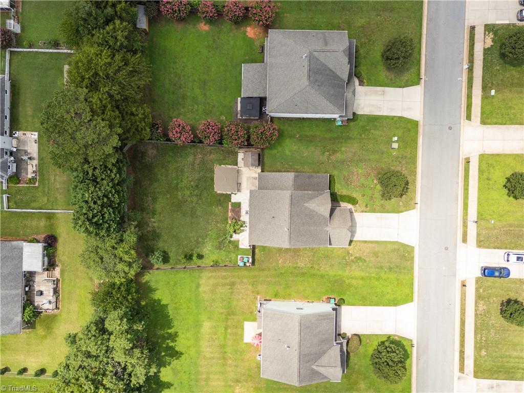 3540 Lamplight Way High Point, NC 27265 - Photo 29 of 32 Gallery Image 29