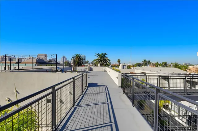 a close view of washer and dryer