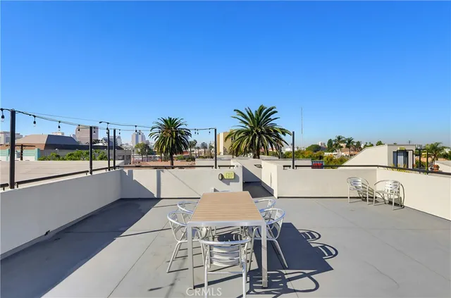 $439,000 | 834 East 4th Street, Unit 29, Long Beach, CA 90802