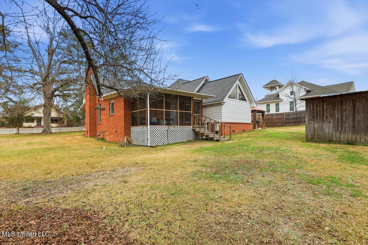 36 Church Street Lake, MS 39092 - Photo 31 of 34 32-36 Church Rd _ Home Tours MS