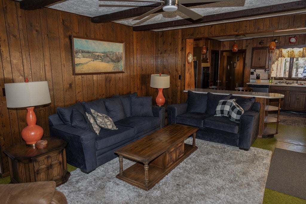503 Birmingham Road Cedar Bluff, VA 24609 - Photo 14 of 43 Gallery Image 14
