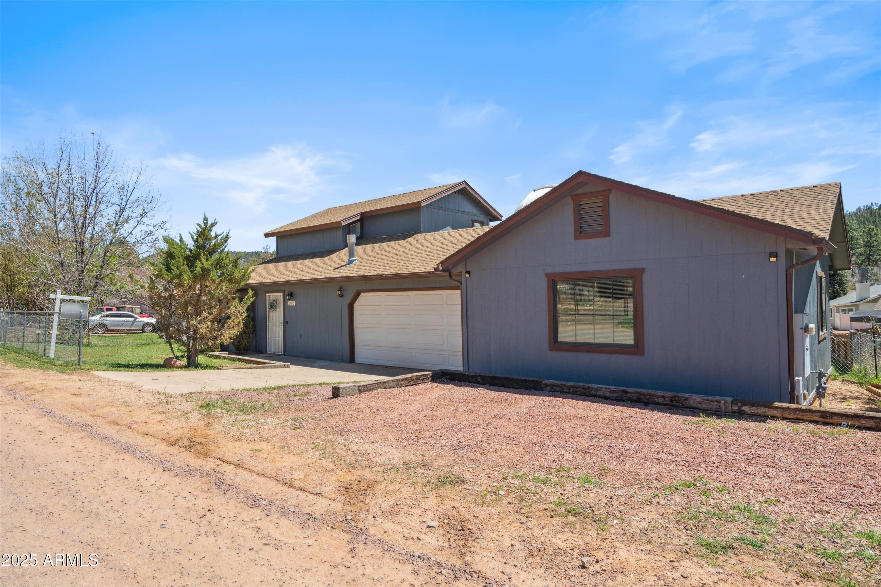 9055 Juniper Road Strawberry, AZ 85544 - Photo 39 of 42 02-Front of Home