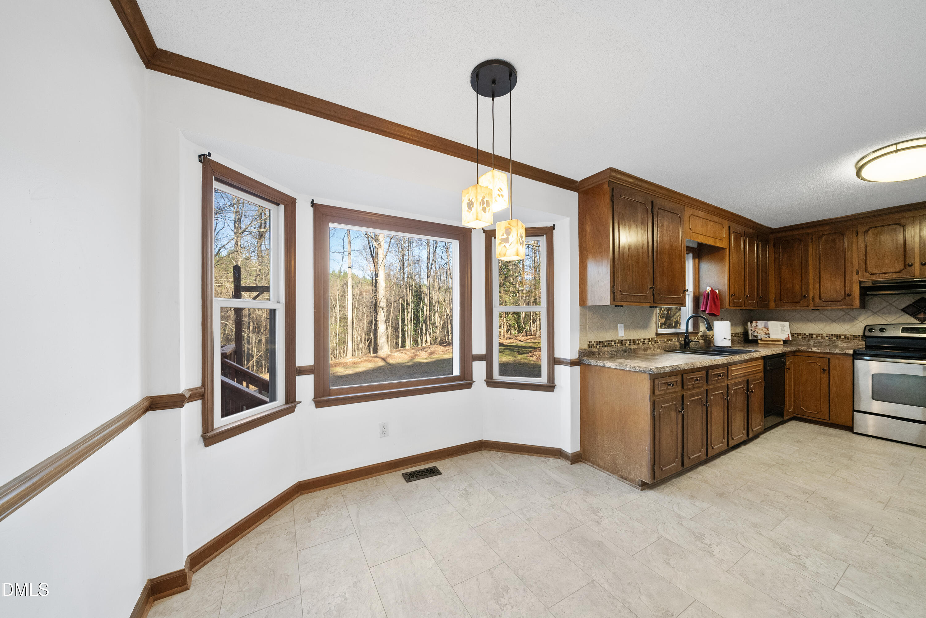 2540 Rolling Meadows Drive Raleigh, NC 27603 - Photo 12 of 49 DSC09453