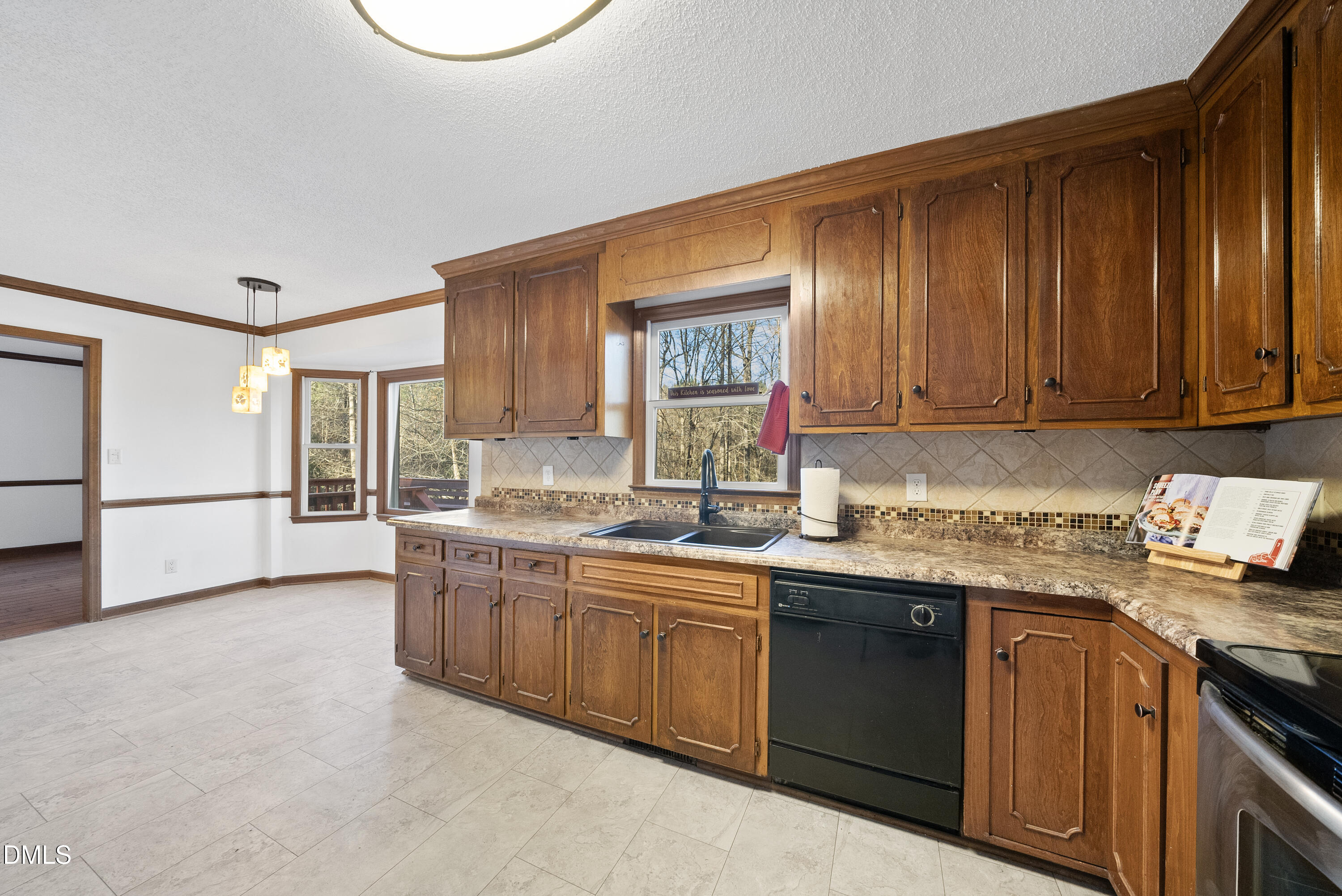 2540 Rolling Meadows Drive Raleigh, NC 27603 - Photo 16 of 49 DSC09471