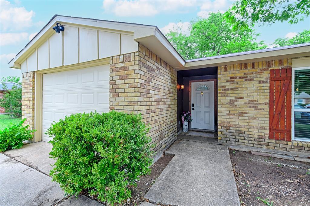 541 Ridgemont Drive Allen, TX 75002 - Photo 4 of 24