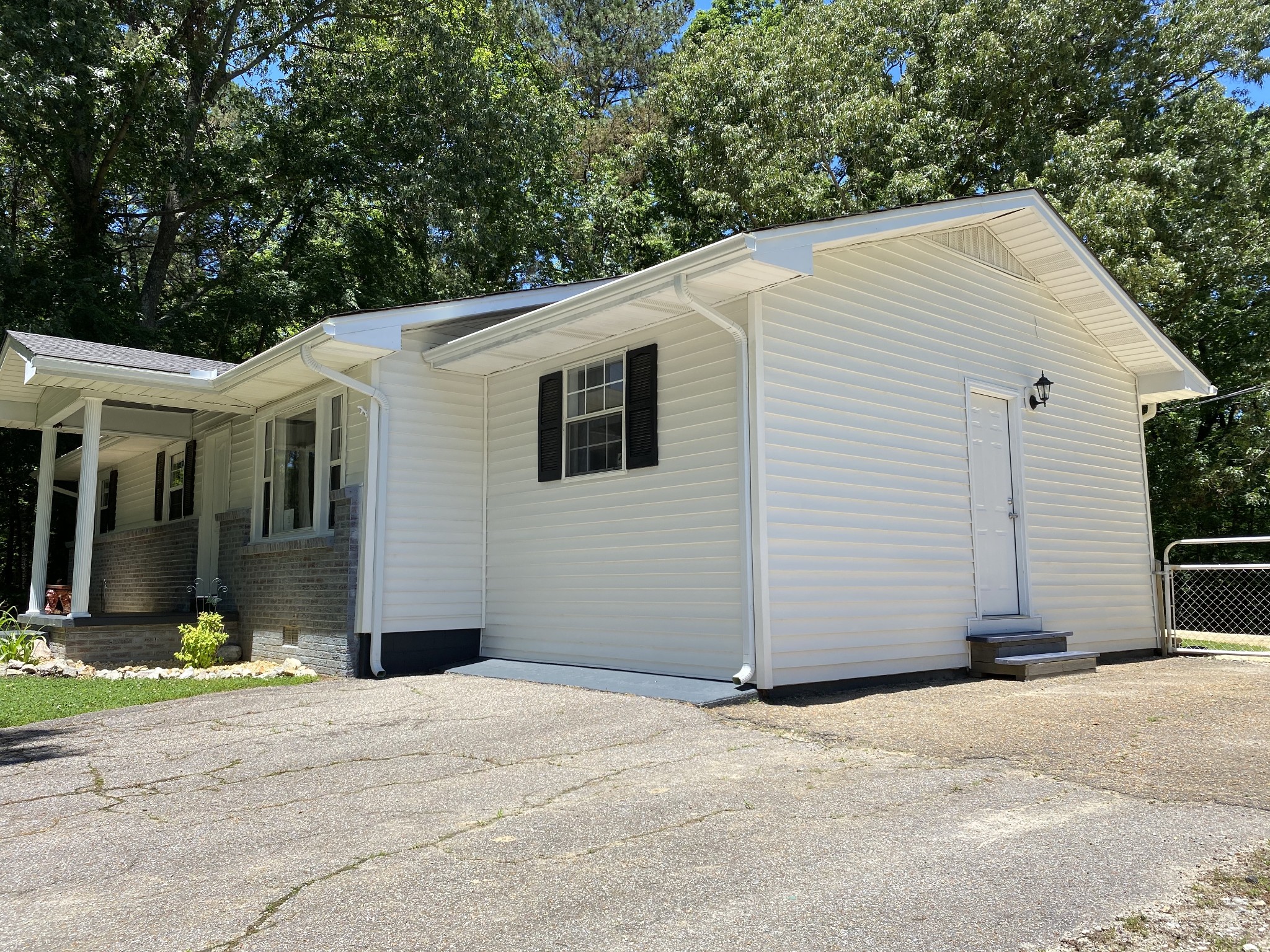 816 Post Oak Road Camden, TN 38320 - Photo 14 of 23 Gallery Image 14